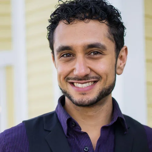 Headshot of Daniel Cantu